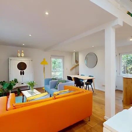 The Tile House - 2 Bedroom Just South Of Brussels