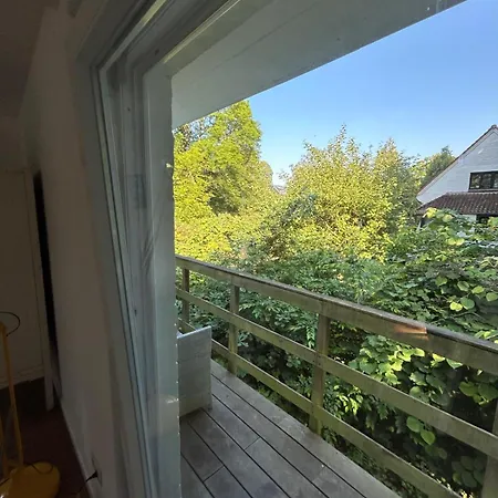 The Tile House - 2 Bedroom Just South Of Brussels Sint-Genesius-Rode